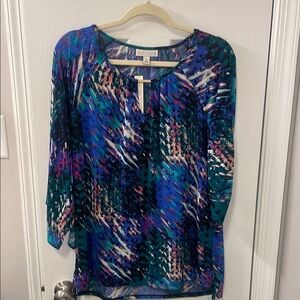 NWT Dana Buchman Blue Graphic Relaxed Blouse (Medium)